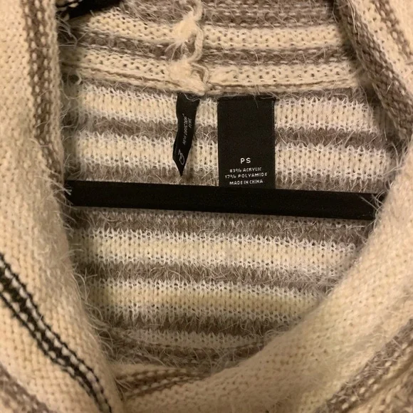 New Directions Cowl Neck Sweater Small Petite - Picture 3 of 5